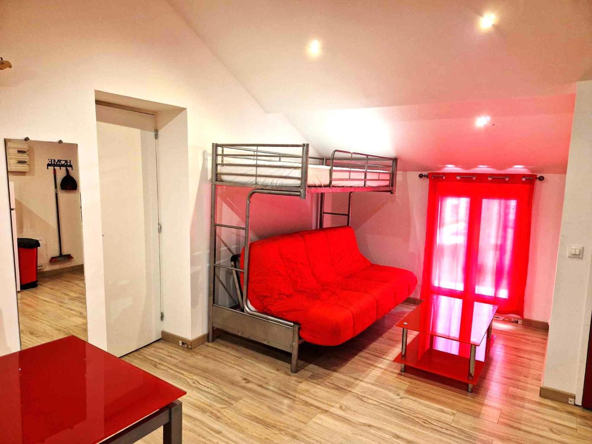 11 - Tres Joli 2 Pieces Tout Equipe Pour 1 A 5 Personnes, Vue Sur Parc Arbore, Parking Privatif Gratuit, Grand Fourgon Possible, Tout Le Linge De Maison Est Fourni Razac-sur-lʼIsle エクステリア 写真