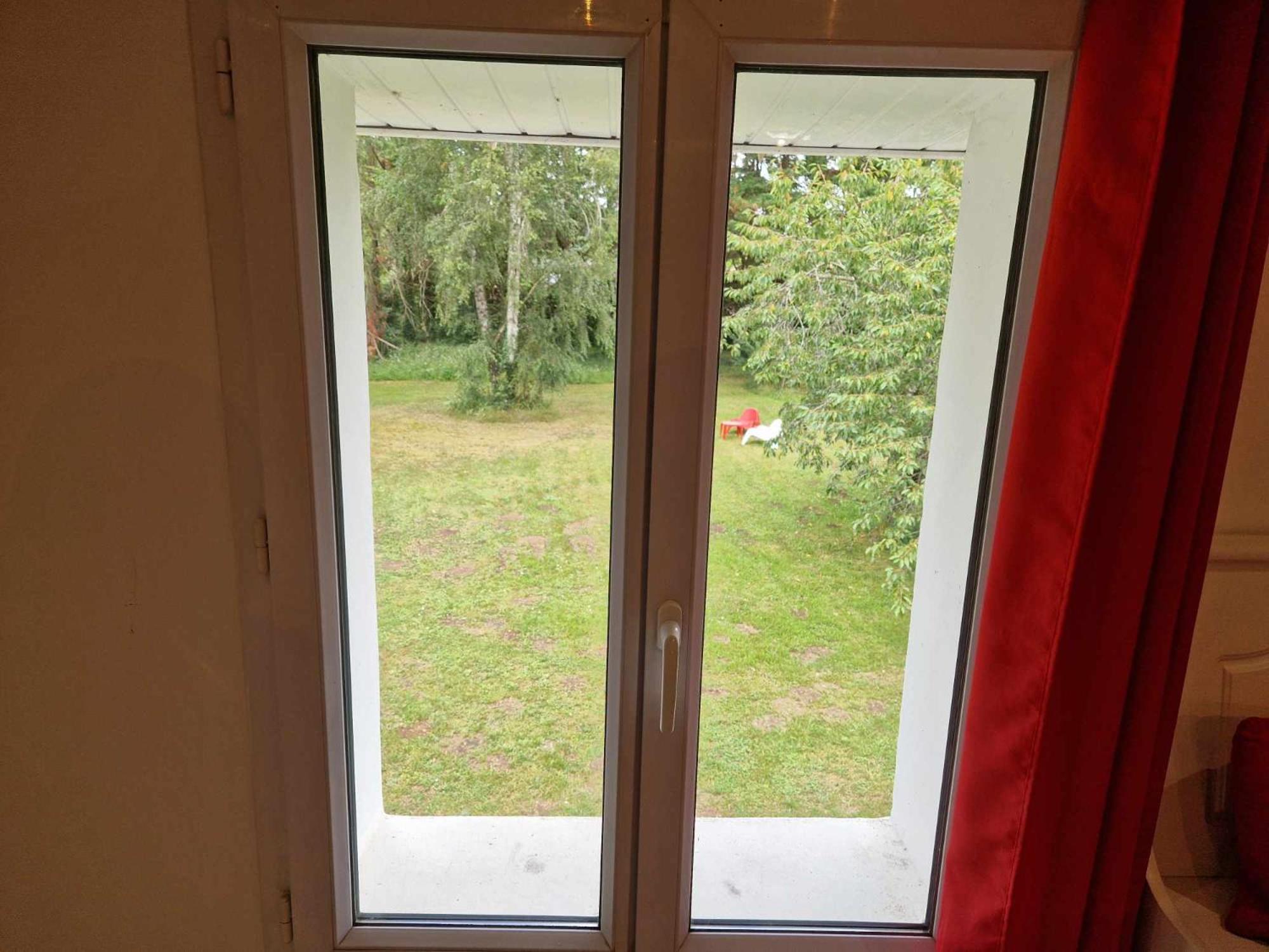 11 - Tres Joli 2 Pieces Tout Equipe Pour 1 A 5 Personnes, Vue Sur Parc Arbore, Parking Privatif Gratuit, Grand Fourgon Possible, Tout Le Linge De Maison Est Fourni Razac-sur-lʼIsle エクステリア 写真
